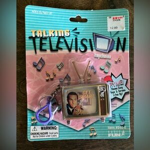 Talking Television Get Smart Mini Keychain - Vintage basic fun